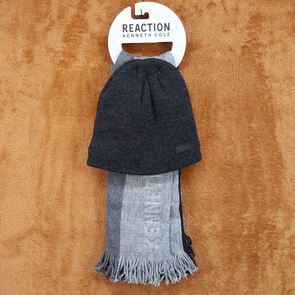 KENNETH COLE REACTION Mens Beanie Hat Scarf Grey Stripe Knit Logo Fringe Set